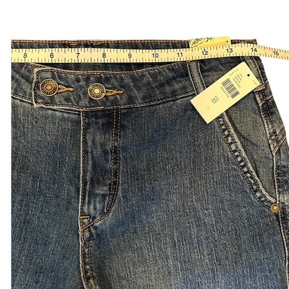 NWT PILCRO by ANTHROPOLOGIE Wide Leg High Rise Flare Denim Jeans Women's Size 25 - Picture 3 of 9
